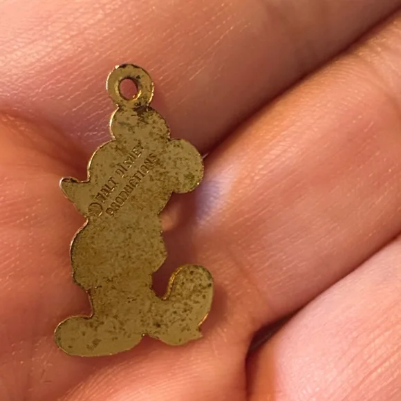 Vintage Mickey Mouse Charm Disney. - Picture 3 of 5
